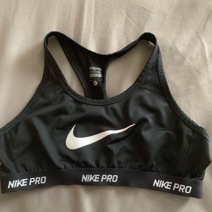 Nike Pro sports bra